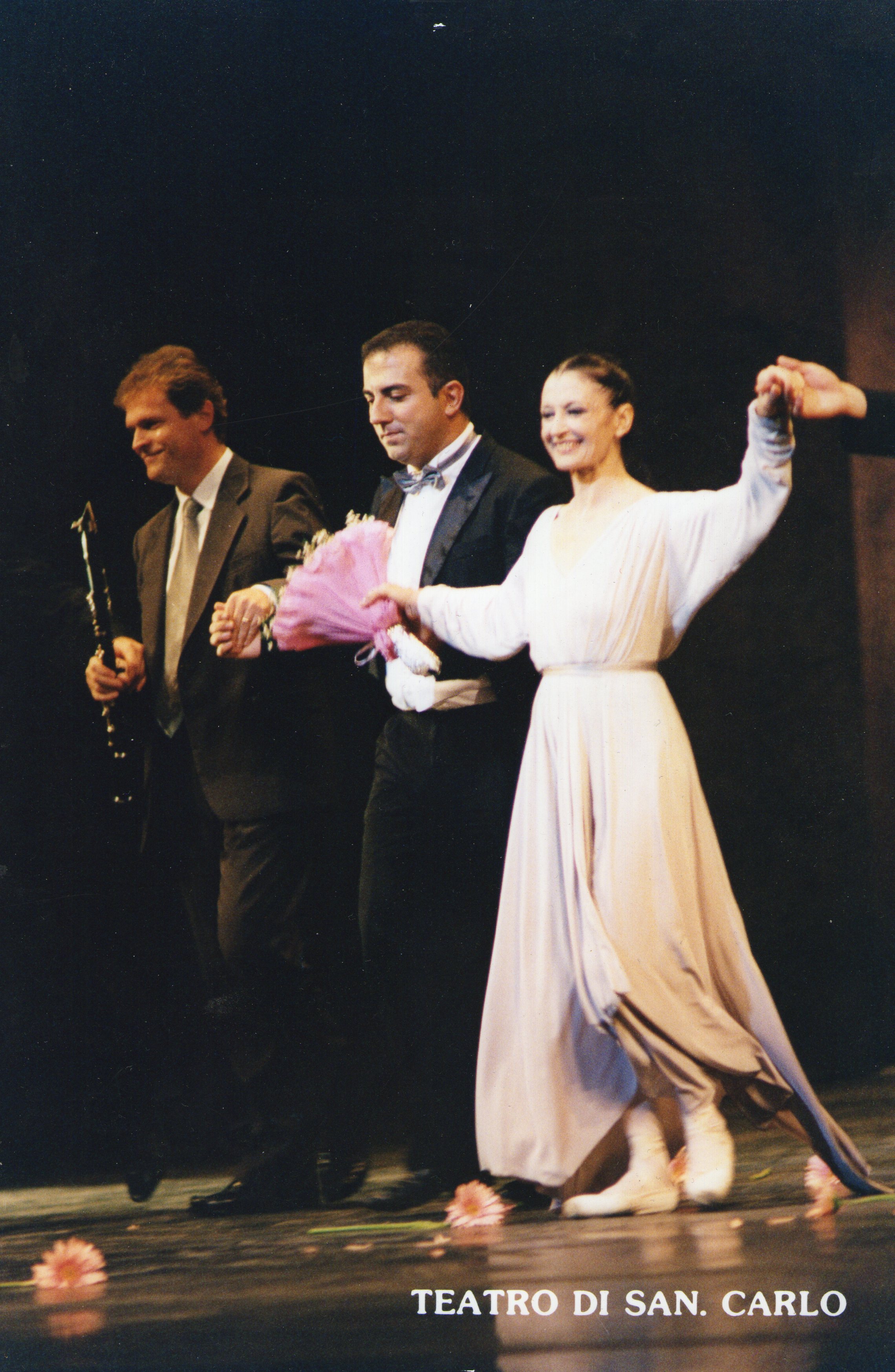 Giulio De Luca con Carla Fracci al Teatro San Carlo per il Concerto per pianoforte e orchestra di Poulenc, Napoli 1999